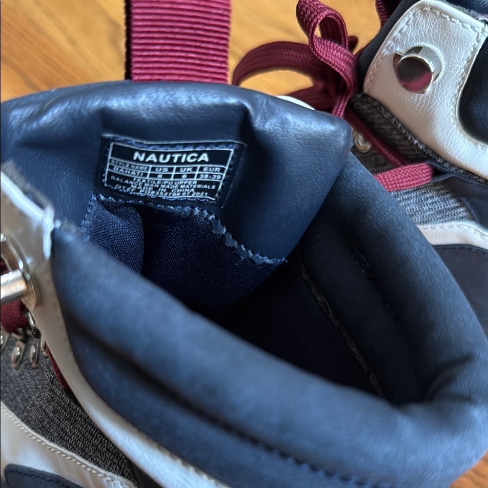Nautica Black and Burgubdy Boots - Picture 5 of 5